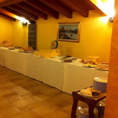 Agriturismo Oasi Dell'etna Farm stay